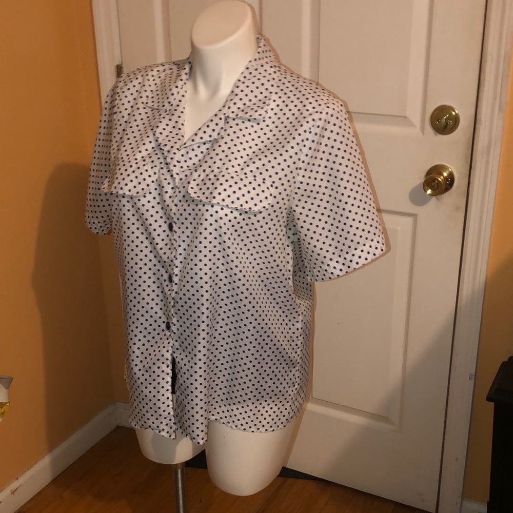 Lauren lee polka dot woman blonde in size 16